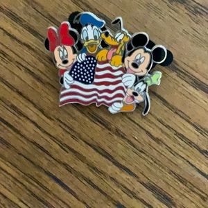 Disney mickey & friends patriotic